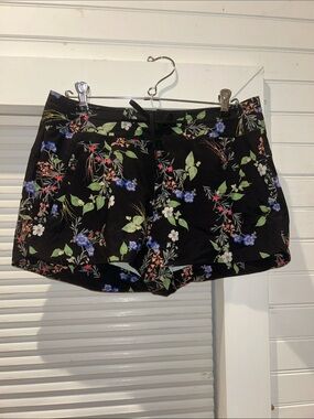 ATHLETA Black Floral Athletic Shorts